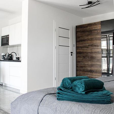 Apartament Black-Niska Z Garazem Podziemnym Kielce Extérieur photo